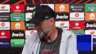 Jurgen Klopp was following the last minutes of Real Madrid - Union Berlin game during Liverpool's press conference. 

This was his reaction when Bellingham scored at minute 94' 😄