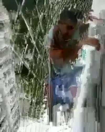 Testing a Balcony Child Safety Net