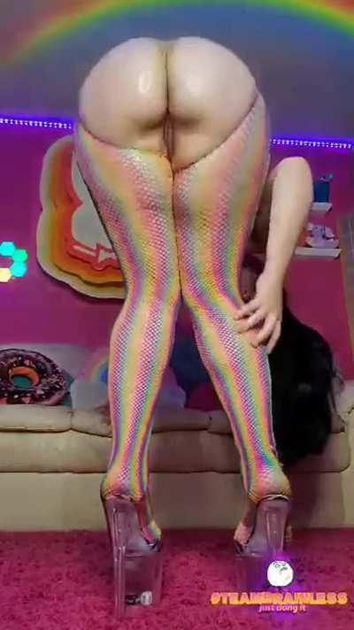 U GOONING TO MY OILED ASS? LET ME KNOW! 😱🌈💦