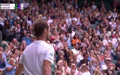 Federer smash v. Gasquet backhand