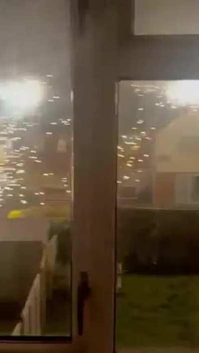 My sister sent me this video from when it was a bit windy last night.