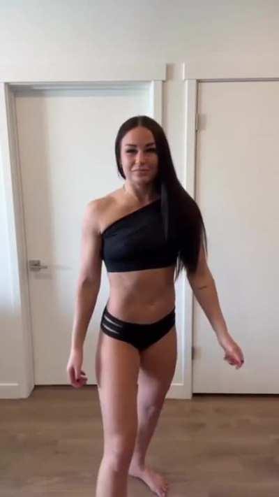 MMA fighter Kaytlin N.