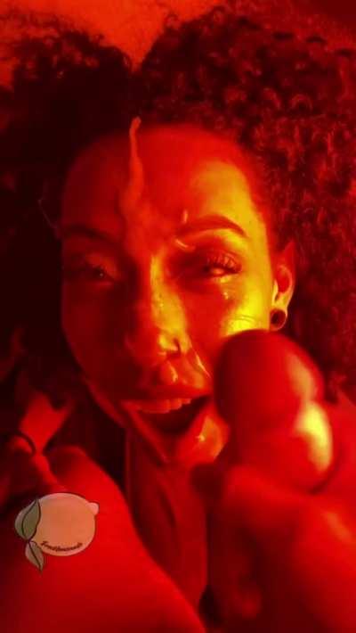 drop your hot load on my pretty face😉