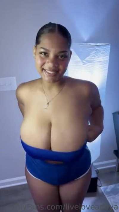 Crop Top 🏴‍☠️