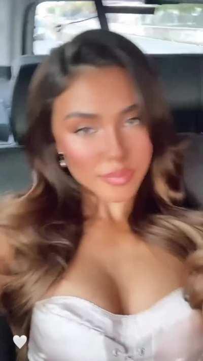 She just always oozes sex 🥵