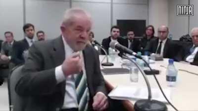 Previsão do futuro? Não! Conhecimento do sistema...