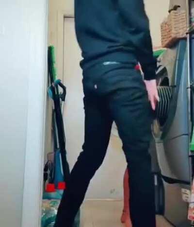 ste-step brother!!! 😳