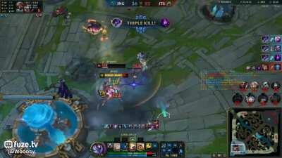 CLASH: game saving Kha'zix play game three winners bracket. Credit to u/Jenry_Lol who can't upload this.