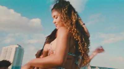 Did an edit for skies song excite me! Let me know what you think <3