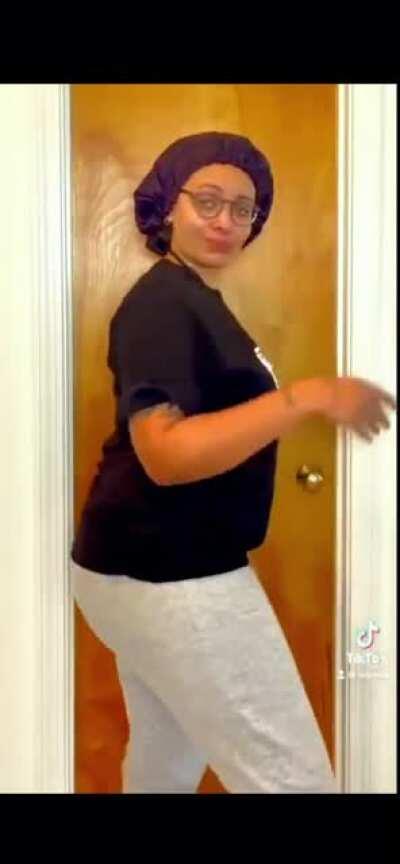 THICK #BussitChallenge