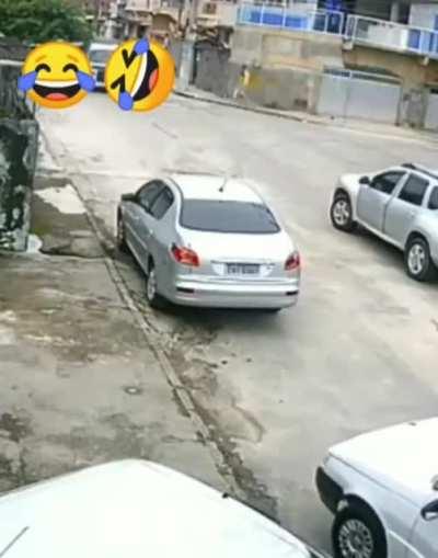 Stealing an MT and not knowing how to drive one