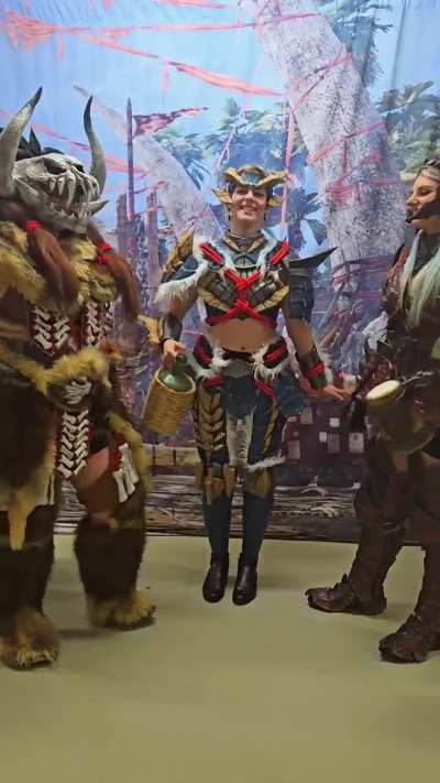My friends and I made MH Cosplays !