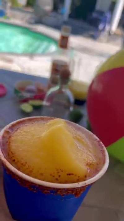 Latina 🇸🇻🇲🇽