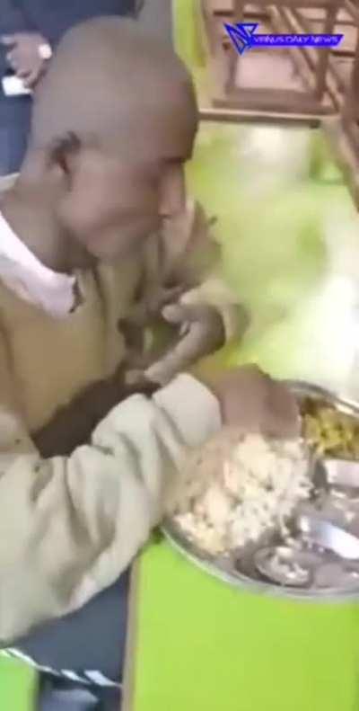 Singaporean death row inmate, Nagaenthran K. Dharmalingam eats his last meal before execution