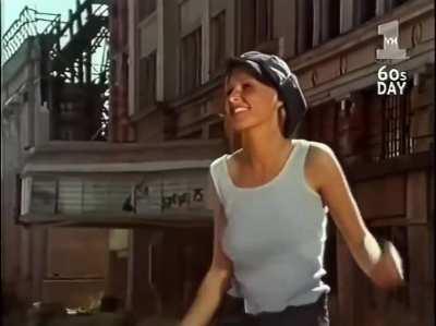 Lisa Leonard Dalton dancing to 