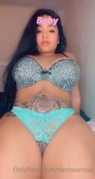 Denisse rose