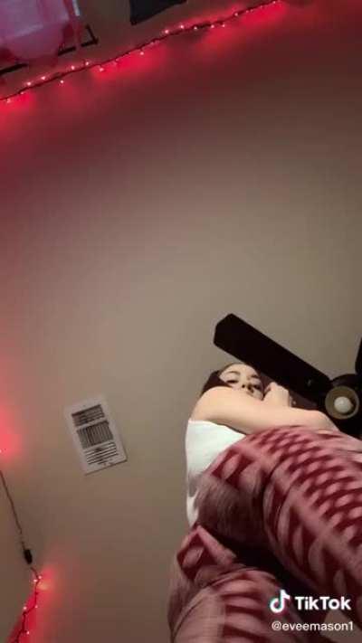 Soft & Jiggly No.120 (Straight Face Jiggle) 😍🤤🍑