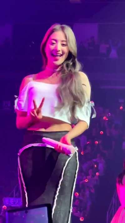 Jihyo @ Houston 