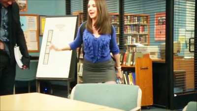 Alison doing some sexy & sassy mimicry in the Community outtakes