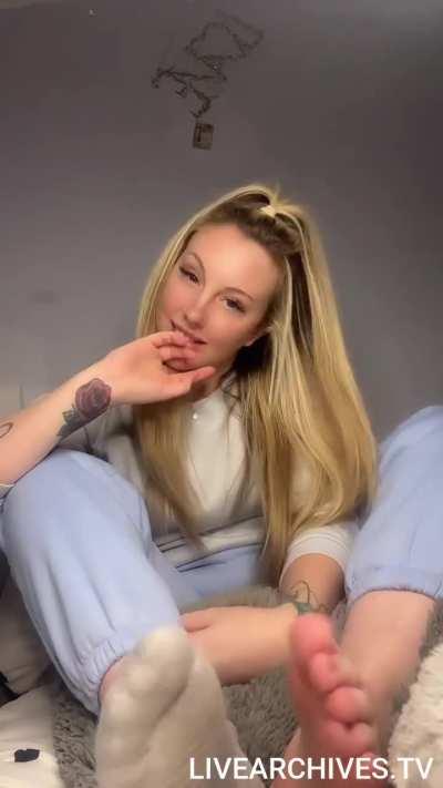 @goddess_georgimay_x (11-09)