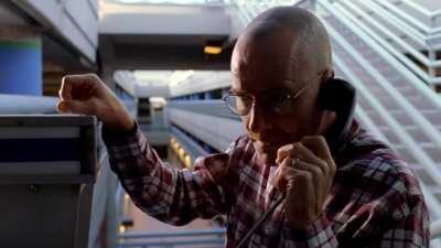 Jerma and Walter have a very important discussion over the phone