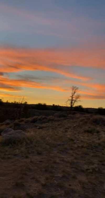 The living Vroom at sunset in the Rockies 🏔
