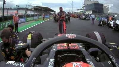 Horner reacting to Albon's onboard of the RBR mechanics being told on the grid to move the leafblowers by the FIA's Jo Bauer