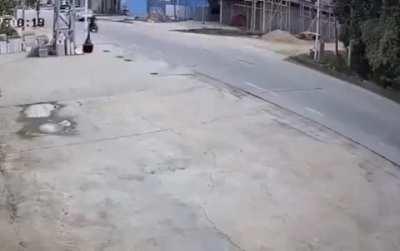 Tendencia: En China captan a un Tesla a exceso de velocidad en modo automático, fallecen 2 personas.