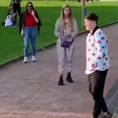 OH NO DON’T DO... wtf?!?!