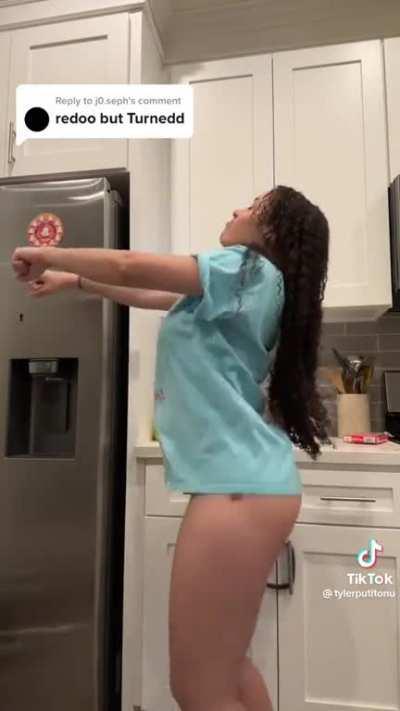 Claps from the Side🍑