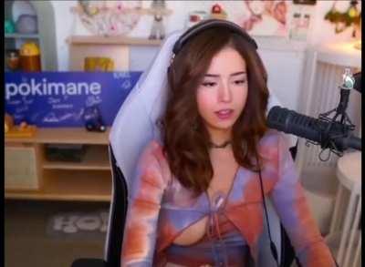 Pokimane Boob/Tit slip on stream high quality video with sound!