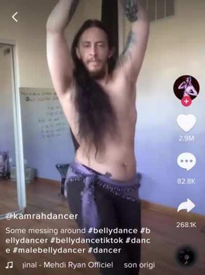 A Nighthawk mating ritual I decided to perform for you guys in honor of 14,000 members! 🥳