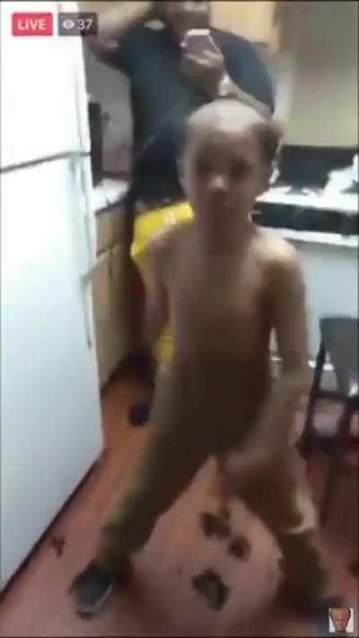 Why They do Lil man like that🤦🏾‍♂️