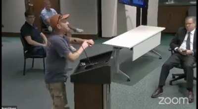 Another Q-Anon Dummfukk