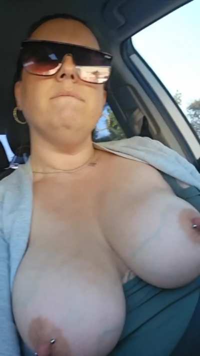 Titty Tuesday ❤️ 