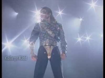 Crowd losing their minds over Michael Jackson literally standing still