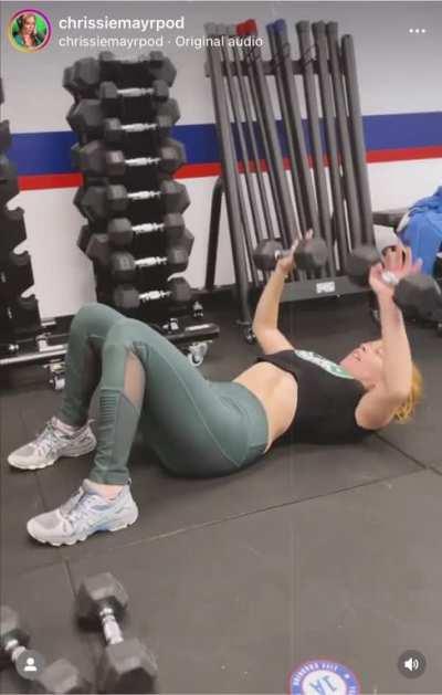 Welcome compound media enjoyers and hate-watchers alike! Come one, come all. In here, there is no beef - only milk!