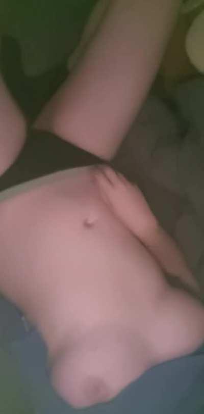 Just wanna be a slutty puppy~ [F]20