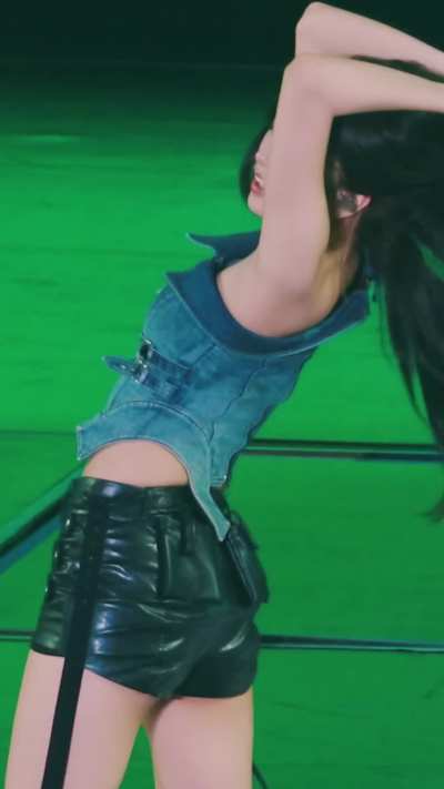 IVE - Yujin