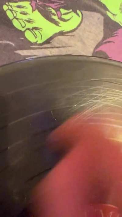Rate my scratching skills as a person who doesn’t own a turntable!