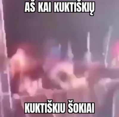 Travi vali festivali 🤪🤪🤪🥳🤮🤒