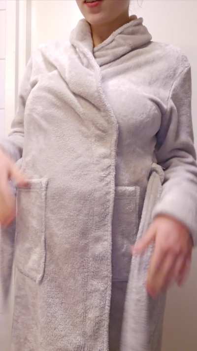 Would you fuck preggo like me