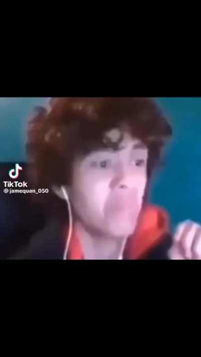 10 yo me see cartoon boobs for the first time in my life 