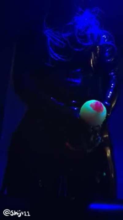 [OC] Some egg laying 💜