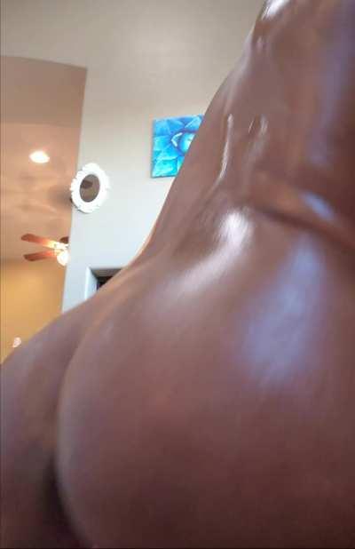 Pink looks pretty with chocolate.