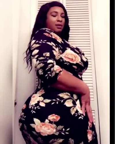 Caramel kitten teaser