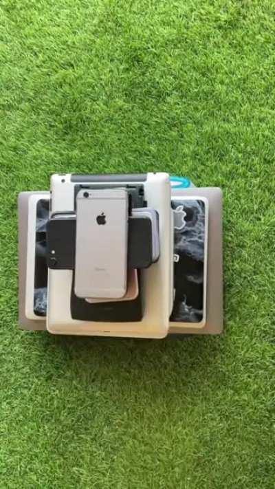 Apple apple apple apple ....