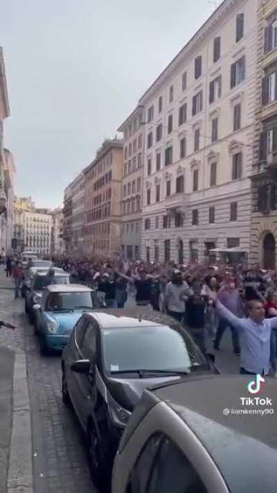 This is what happens when we blink