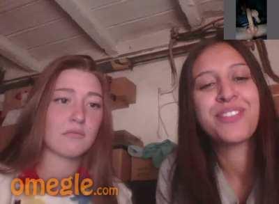 Teens go crazy for jumping cock