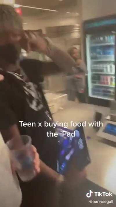 Goombas iPad screensaver is himself. He’s so gummy and super goofy🥰🥰🥰